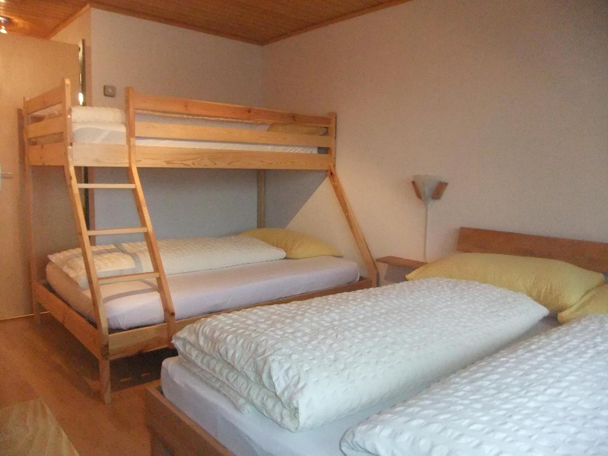 Hotel Weisshorn Goms Room photo